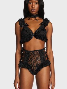 SUGAR THRILLZ (Dollskill) Lace Ruffle Bralette & High-Waist Set - Black NWT